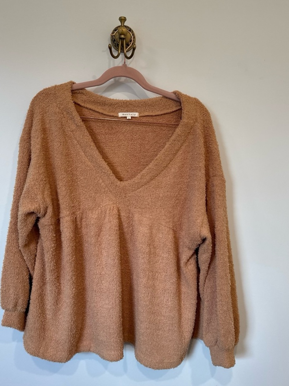 Baevely V-Neck Top in Mustard Yellow